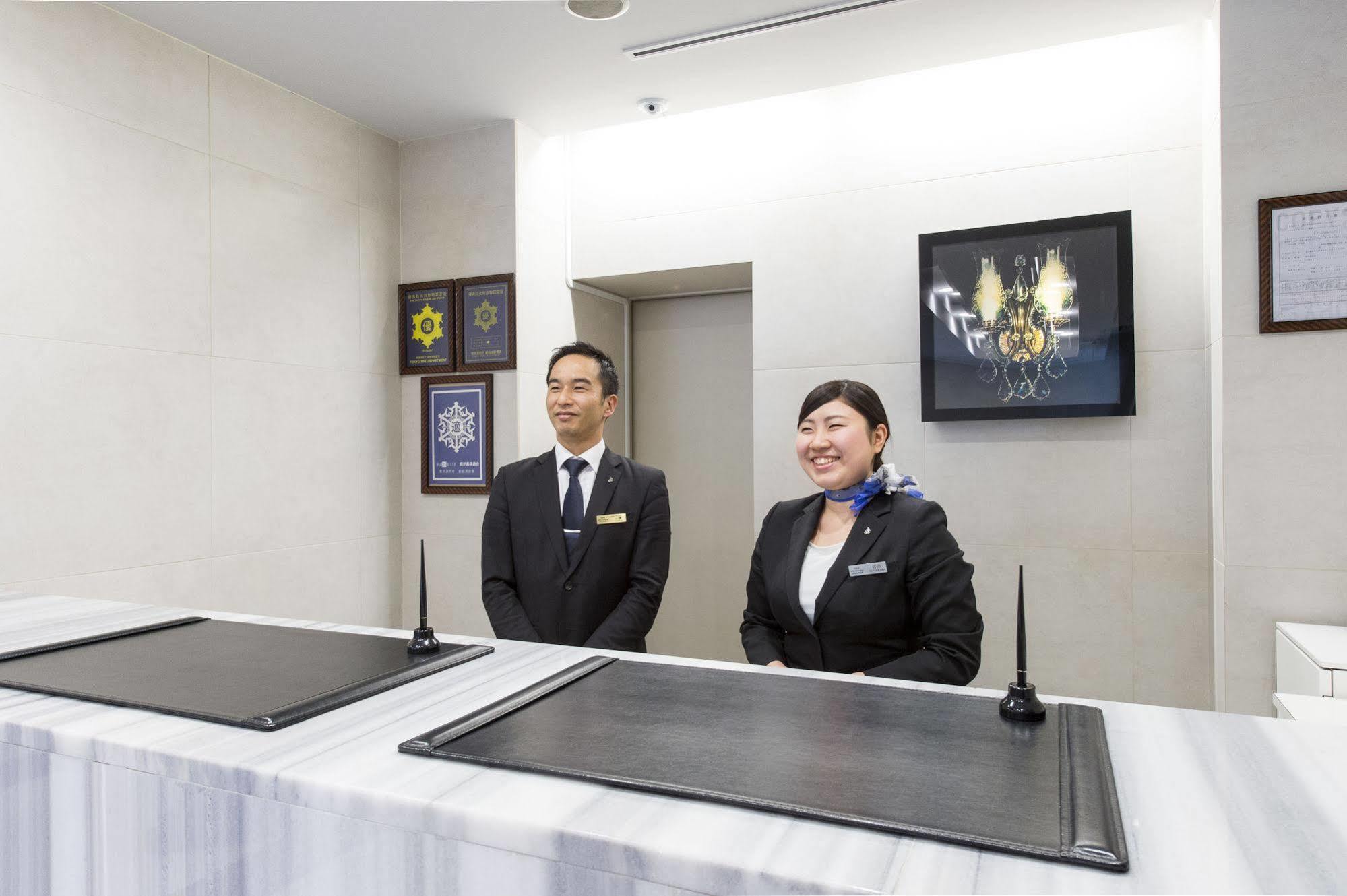 Hotel Villa Fontaine Tokyo-Shinjuku Dış mekan fotoğraf